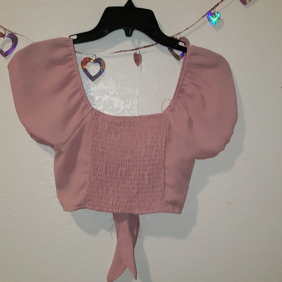 pink crop top - Picture 3 of 3